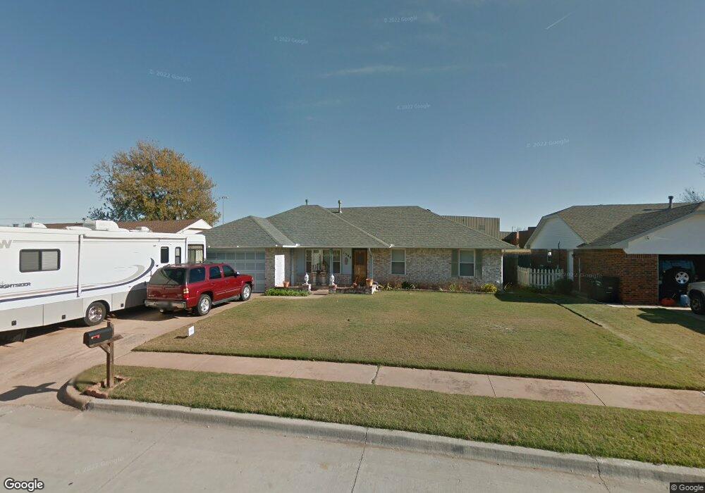 1500 Winding Creek Rd, Moore, OK 73160 - photo 1