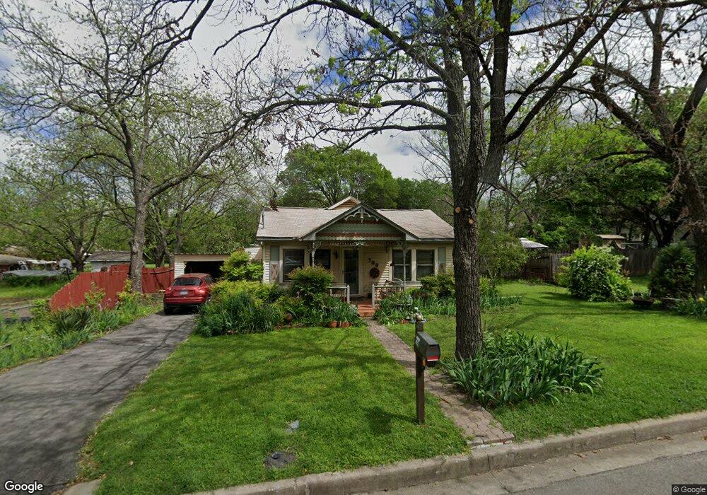 709 S Lamar St, Weatherford, TX 76086 - photo 1