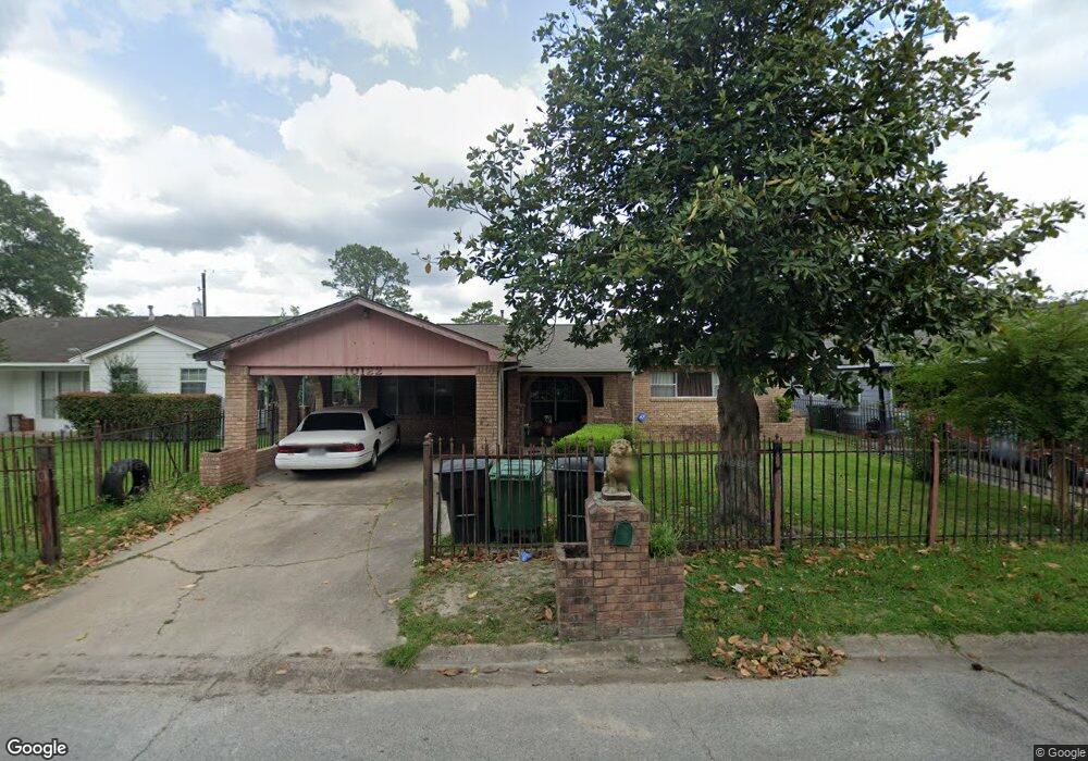 10122 Cheeves Dr, Houston, TX 77016 - photo 1