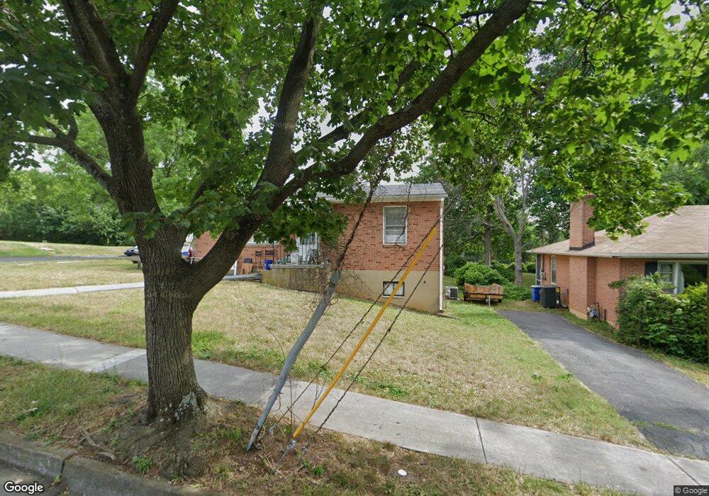 119 E Whitlock Ave, Winchester, VA 22601 - photo 1