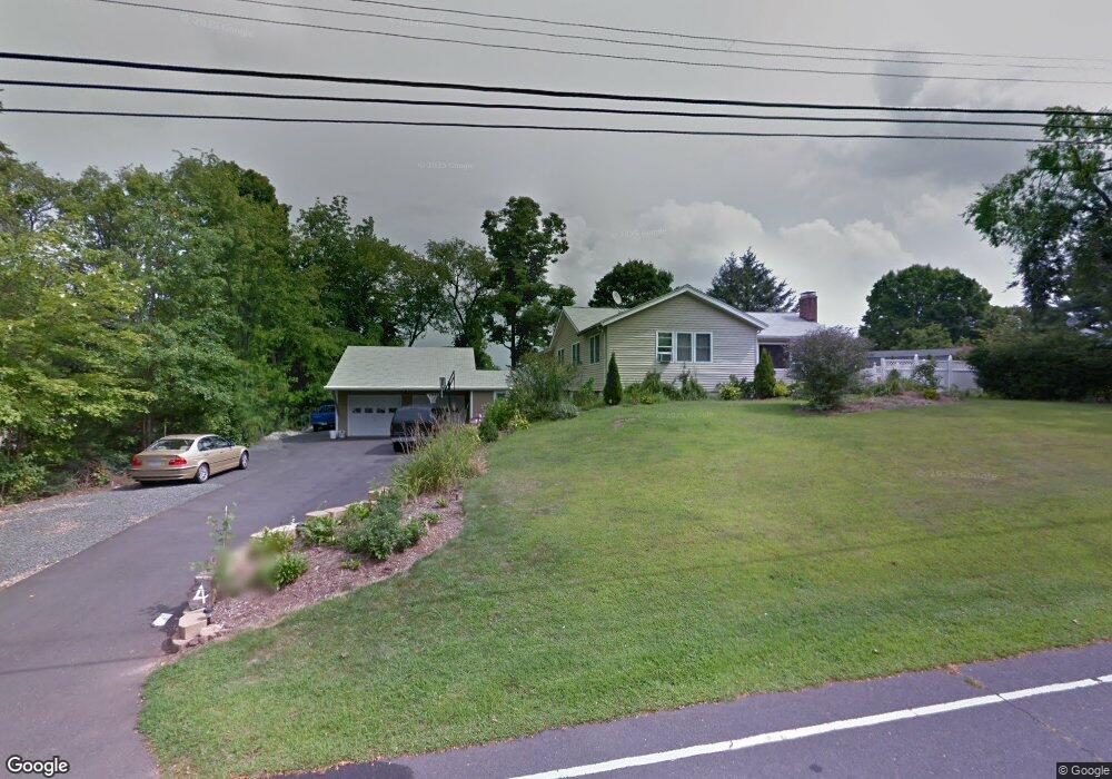 4 Barn Hill Rd, Bloomfield, CT 06002 - photo 1