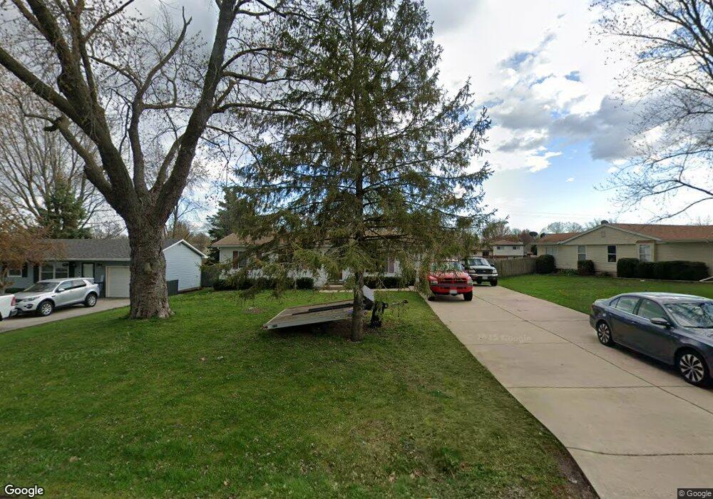 13 Shore Ct, Oswego, IL 60543 - photo 1