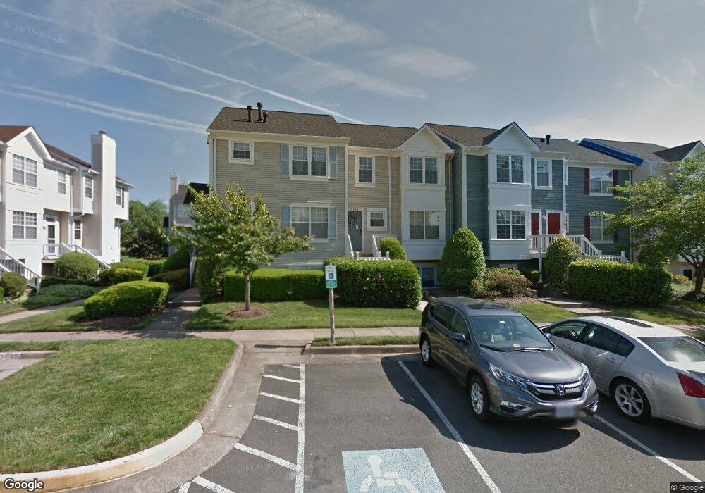 10923 Postern Ct, Manassas, VA 20109 - photo 1