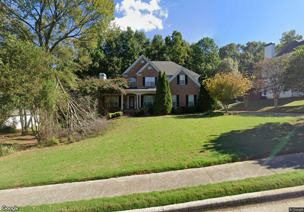 1393 Beringer Dr, Hoschton, GA 30548 - photo 1