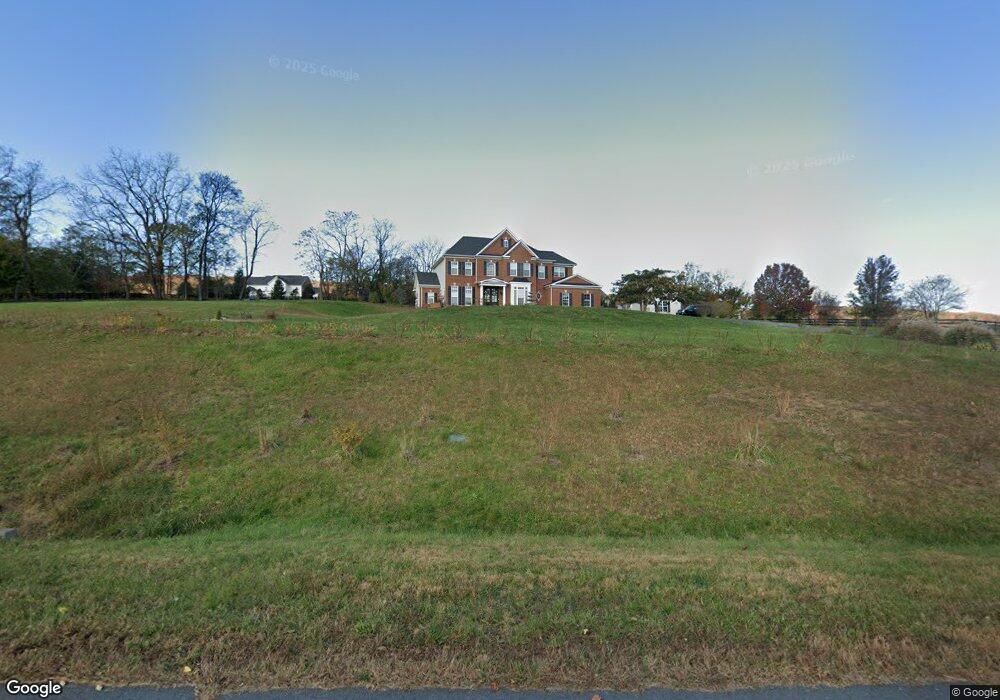 16021 Flagstone Ct, Round Hill, VA 20141 - photo 1