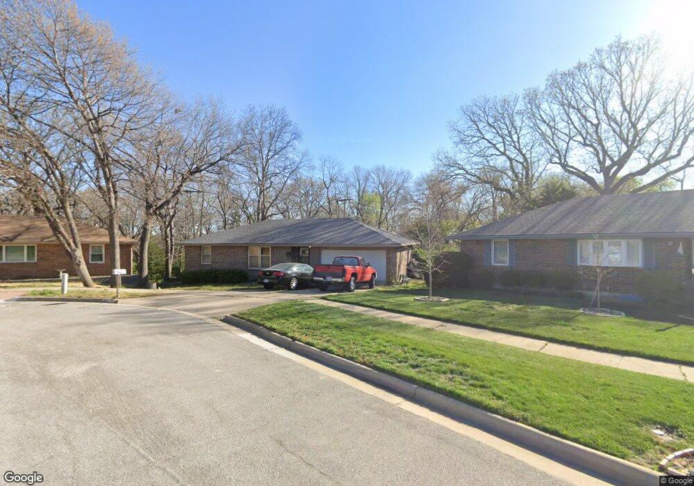 3104 SW Chelsea Dr, Topeka, KS 66614 - photo 1