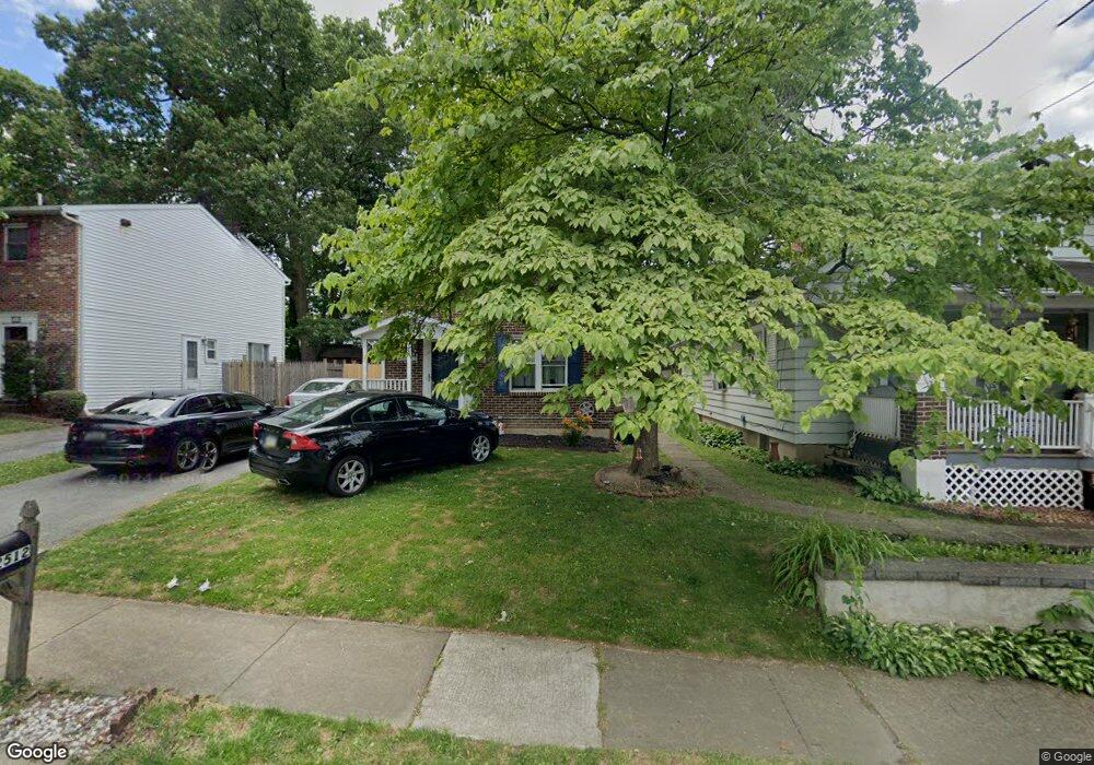 2512 28th St SW, Allentown, PA 18103 - photo 1