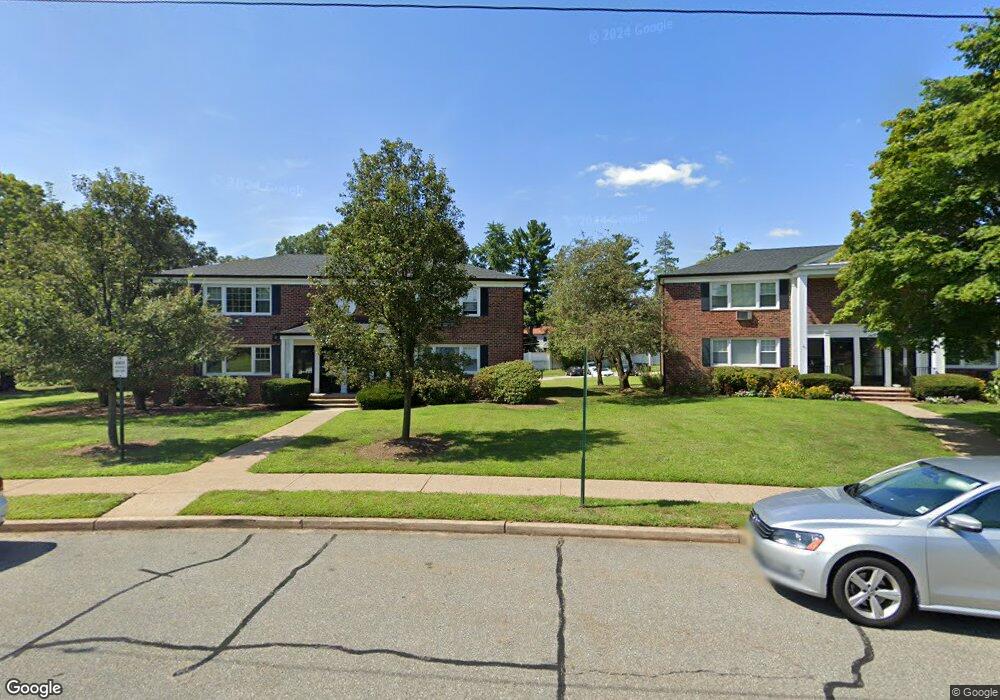 201 Pitney Place unit 201, Morristown, NJ 07960 - photo 1