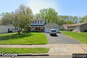 213 Swedes Run Dr, Delran, NJ 08075