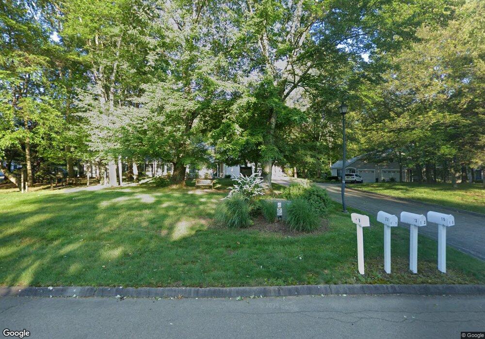 11 Red Cedar Rd, Orange, CT 06477 - photo 1