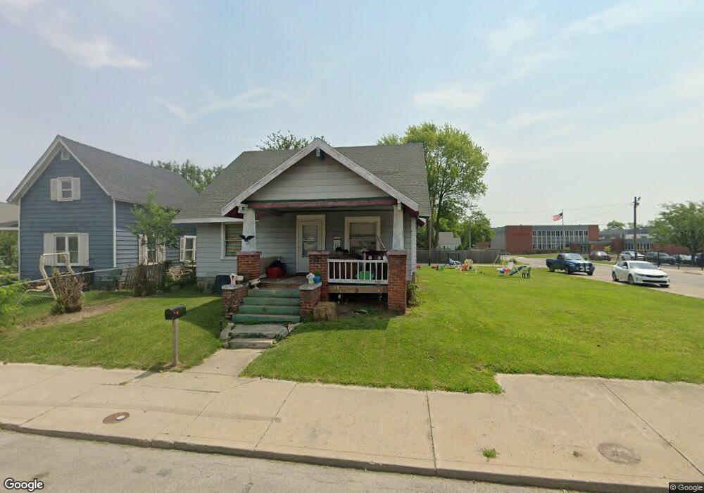2426 S Walnut St, Muncie, IN 47302 - photo 1