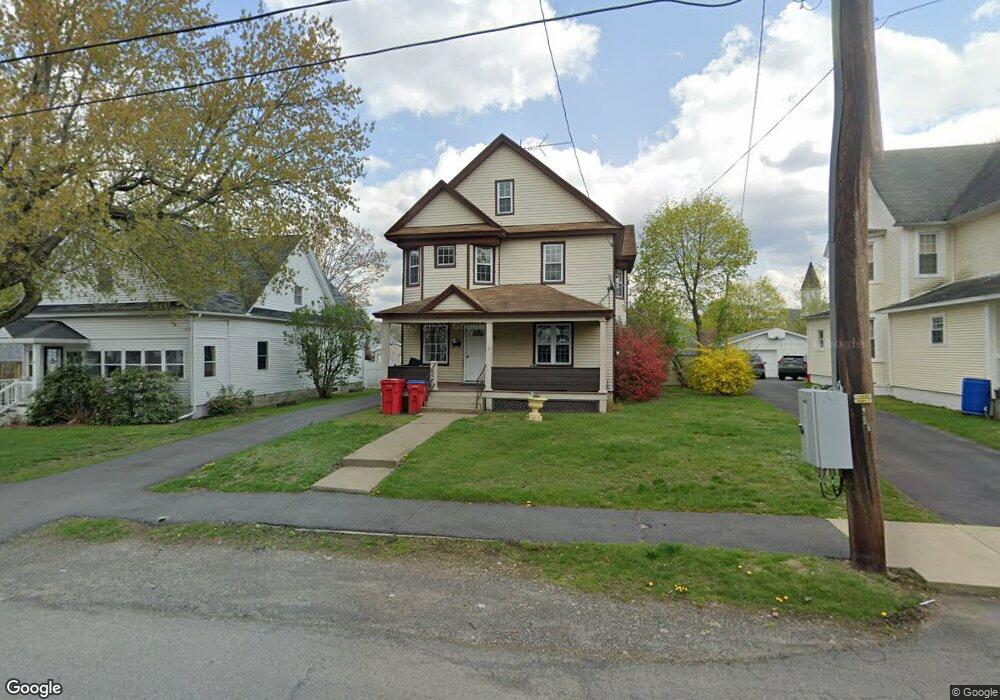 524 Madison Ave, Jermyn, PA 18433 - photo 1