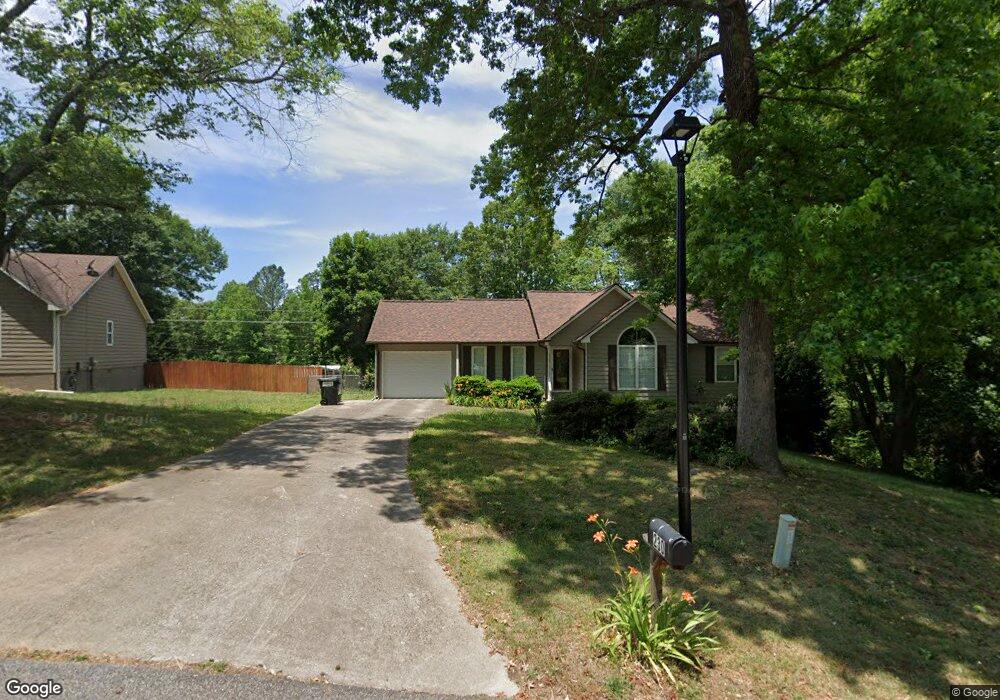 230 Spring Cir, Senoia, GA 30276 - photo 1