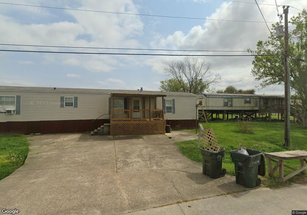 407 Sterling Dr, Houma, LA 70363 - photo 1