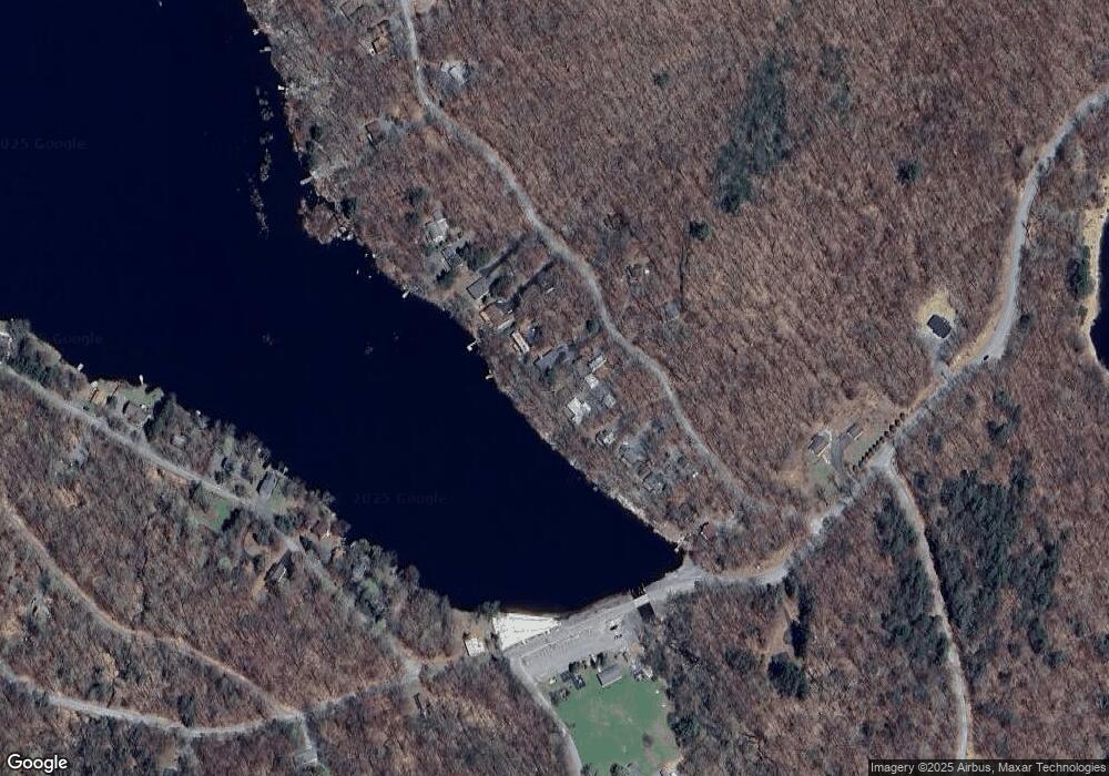 1E 29 E Shore Dr, Lakeville, PA 18438 - photo 1