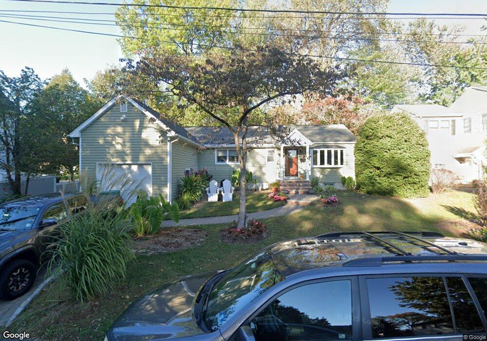 539 Cedar St, Scotch Plains, NJ 07076 - photo 1