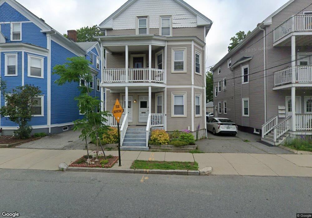 206 Rochambeau Ave unit 3, Providence, RI 02906 - photo 1