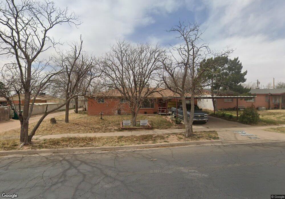 2113 N Steven Dr, Hobbs, NM 88240 - photo 1