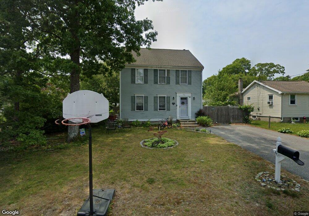 46 Cypress St, Plymouth, MA 02360 - photo 1