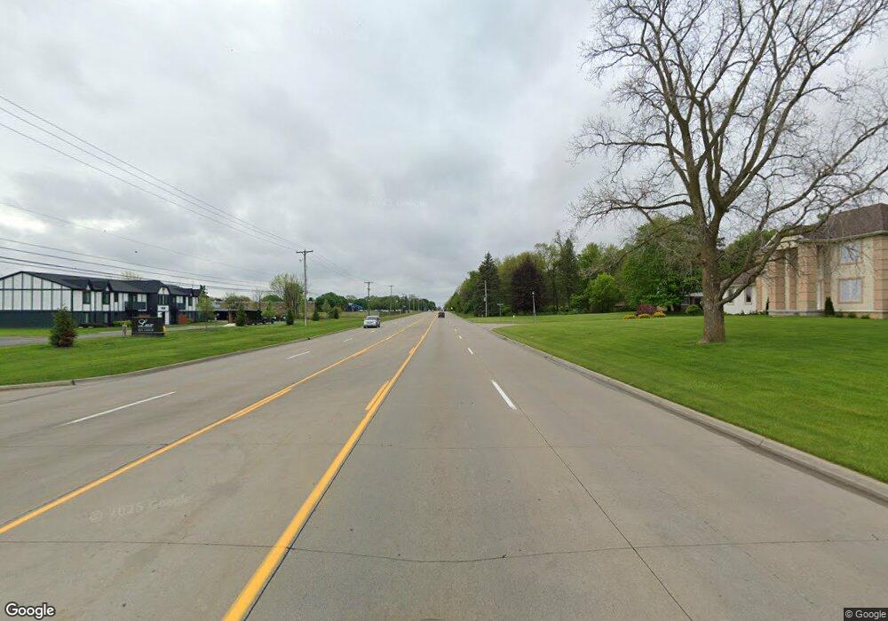 1268 N Linden Rd, Flint, MI 48532 - photo 1