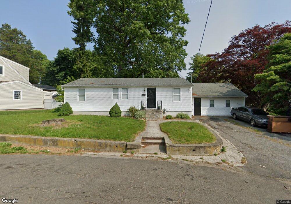 20 Soundview Ave, Bridgeport, CT 06606 - photo 1