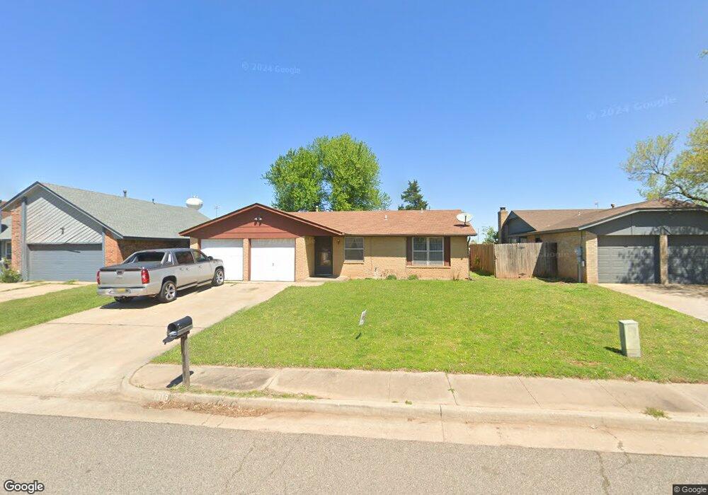 1313 Swan Lake Rd, Edmond, OK 73003 - photo 1