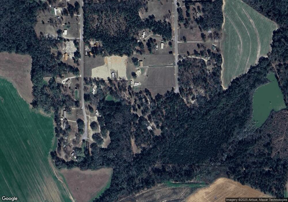 194 Beverly Ln, Bainbridge, GA 39819 - photo 1