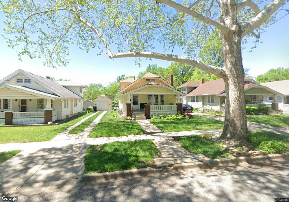 1129 SW High Ave, Topeka, KS 66604 - photo 1