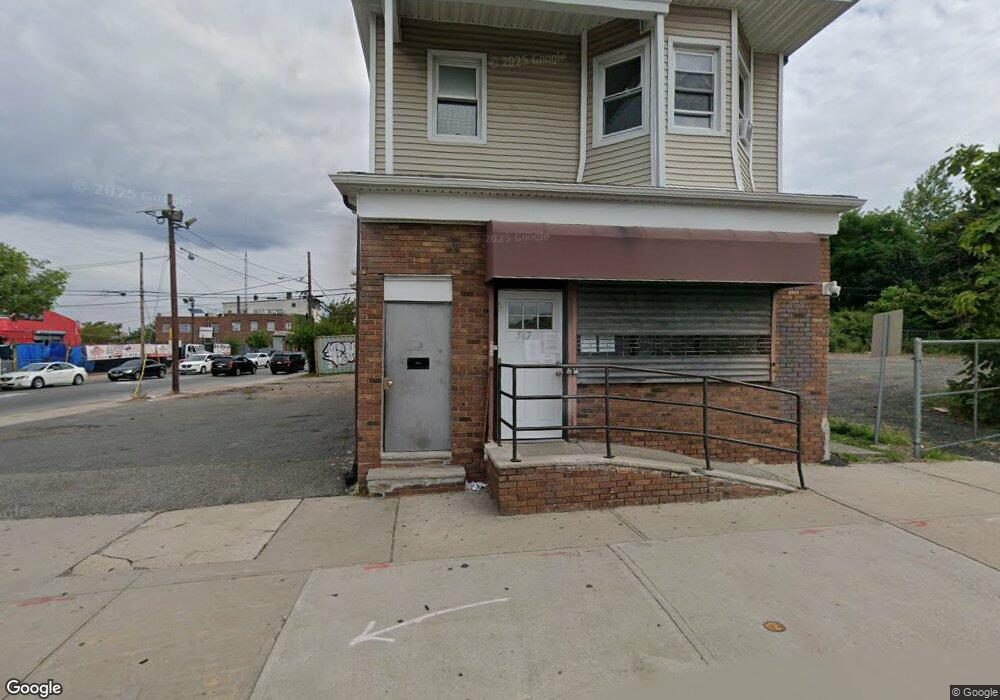 567 S Orange Ave unit 2, Newark, NJ 07103 - photo 1