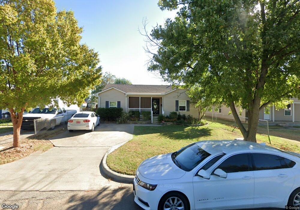 1825 N Louisa Ave, Shawnee, OK 74804 - photo 1