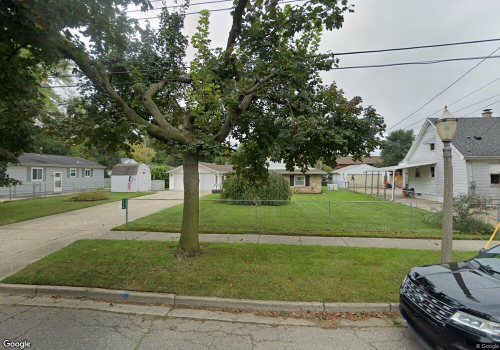 3714 Burchfield Dr, Lansing, MI 48910 - photo 1