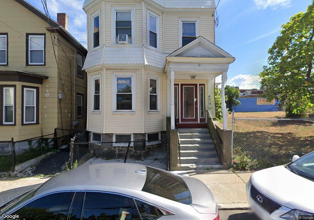 9 Burrell St, Roxbury, MA 02119 - photo 1