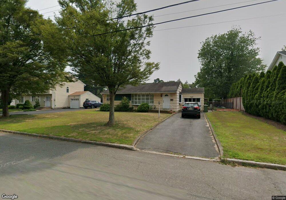 146 Birchwood Rd, Paramus, NJ 07652 - photo 1