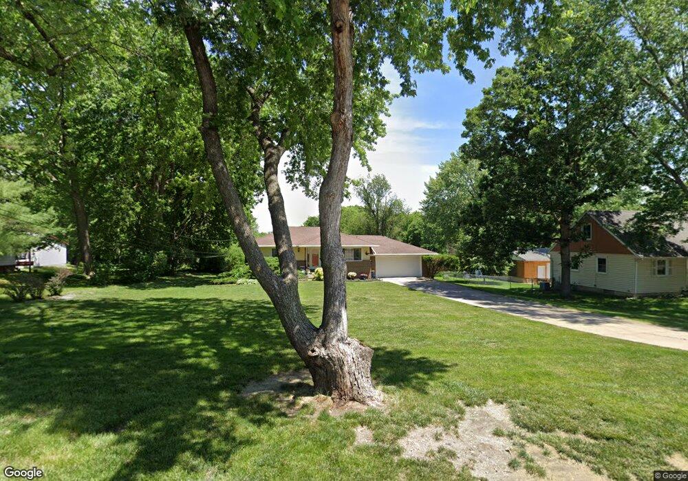 3919 E 30th St, Des Moines, IA 50317 - photo 1