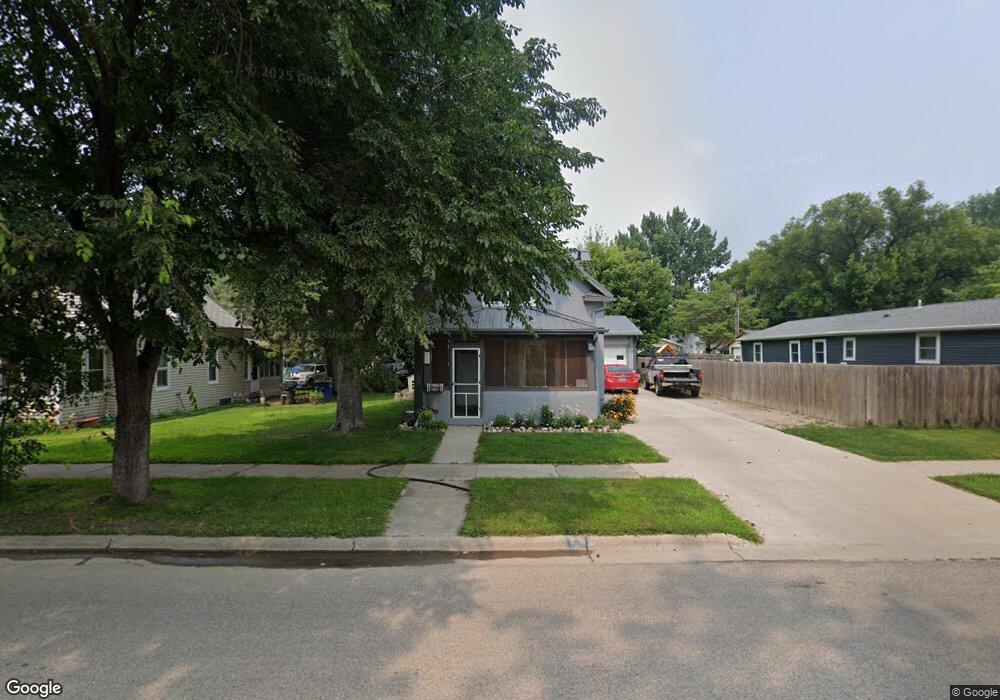 456 2nd St SW, Jamestown, ND 58401 - photo 1