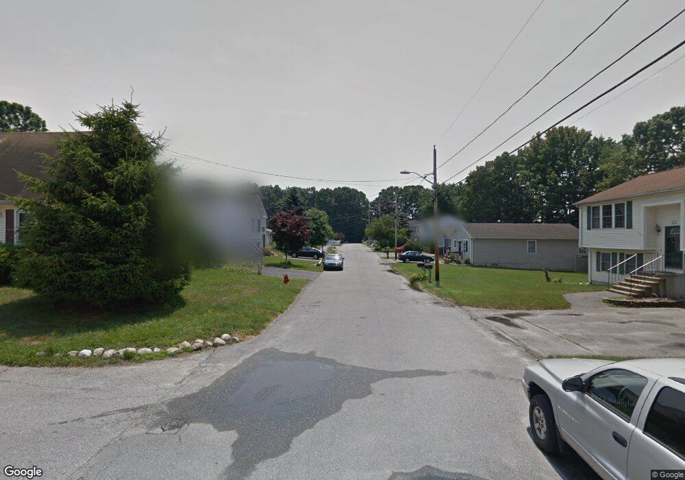 824 Plant St, Cumberland, RI 02864 - photo 1