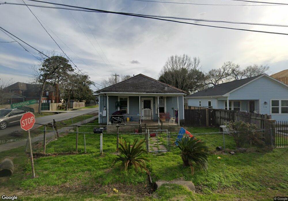132 Amundsen St, Houston, TX 77009 - photo 1