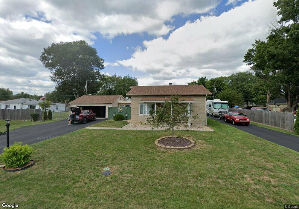 1416 Locust Dr, Columbus, IN 47203 - photo 1