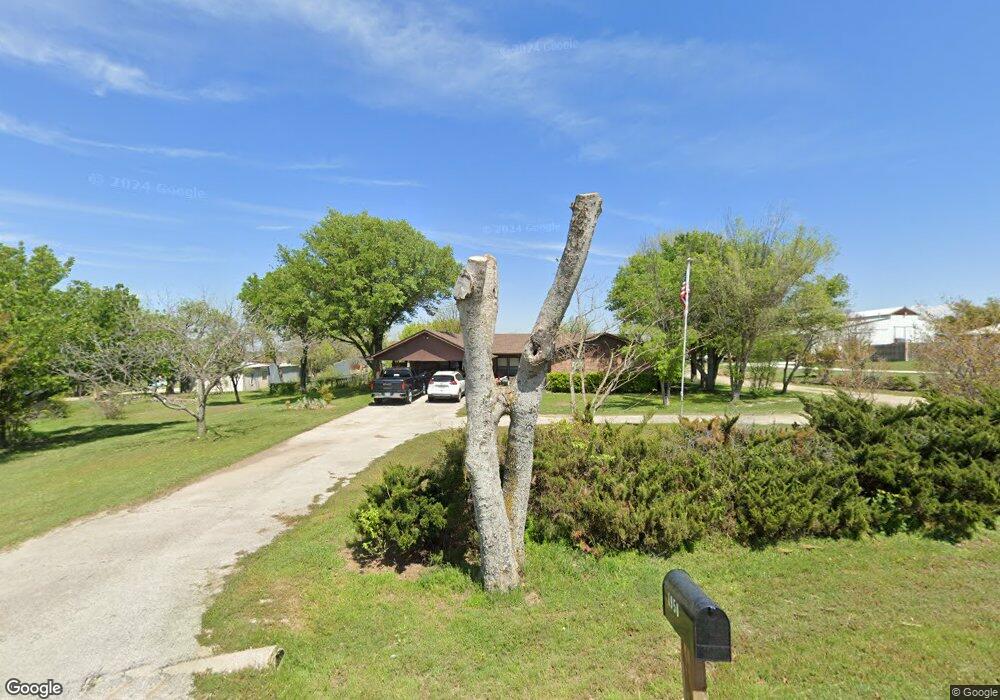 1950 Hill Top Cir, Weatherford, TX 76085 - photo 1