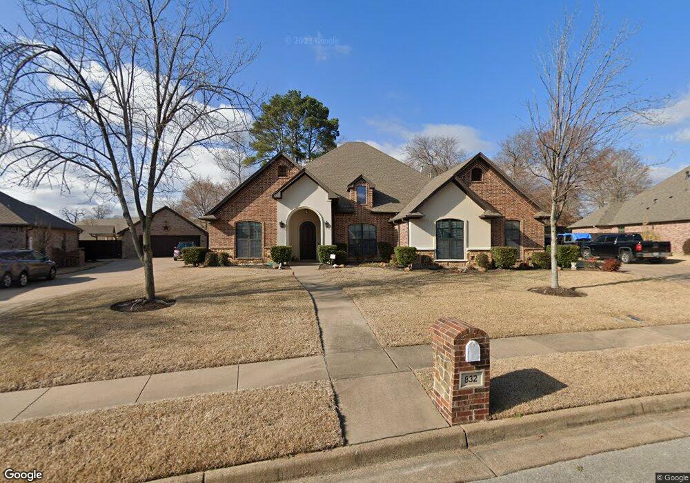 832 Cambridge Bend, Tyler, TX 75703 - photo 1