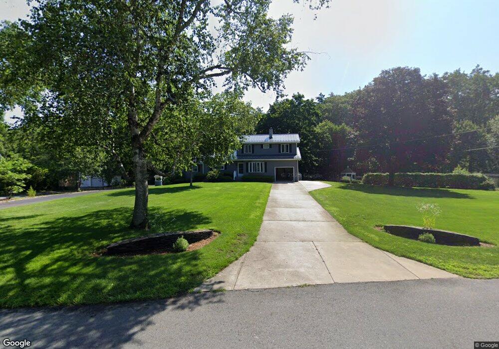 13 Parker Cir, Salem, NH 03079 - photo 1