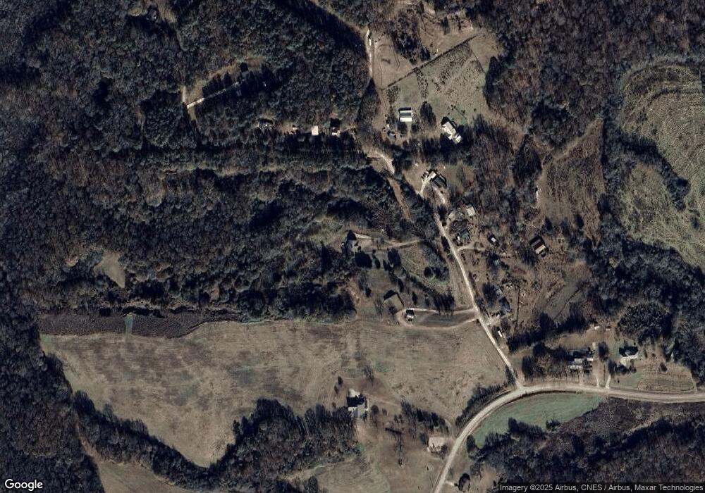 219 Hulsey Rd, Martin, GA 30557 - photo 1