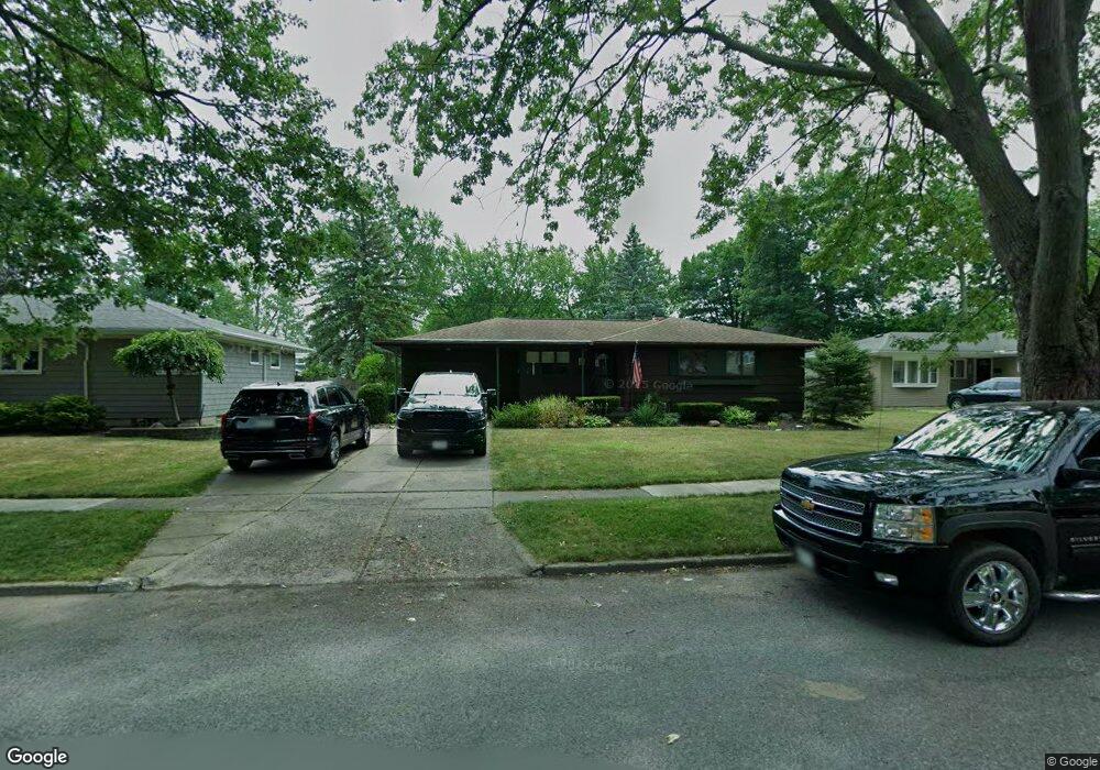 737 Meadowbrook Dr, North Tonawanda, NY 14120 - photo 1