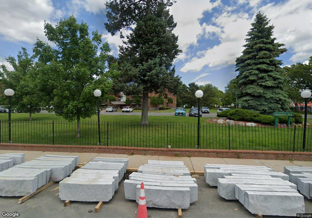 216 Governors Dr unit 16,200, Winthrop, MA 02152 - photo 1