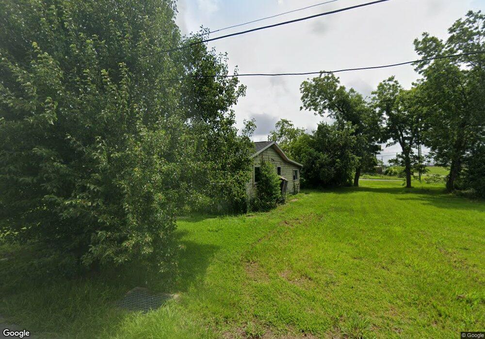 201 Fry St, Lake Charles, LA 70601 - photo 1