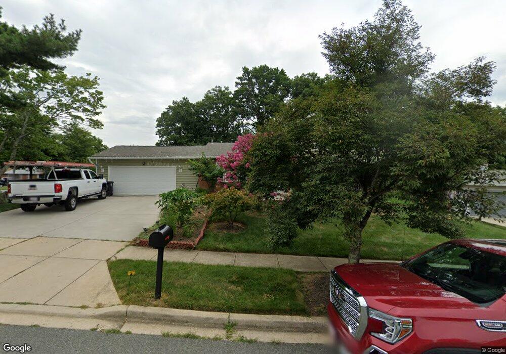 16609 Brooklyn Bridge Ct, Laurel, MD 20707 - photo 1