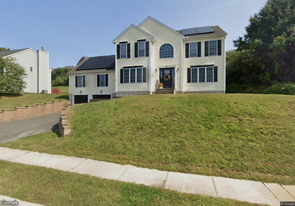 154 Mccormick Ln, Middletown, CT 06457 - photo 1