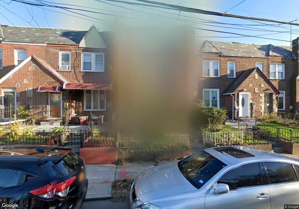 17624 Sunbury Rd, Jamaica, NY 11434 - photo 1