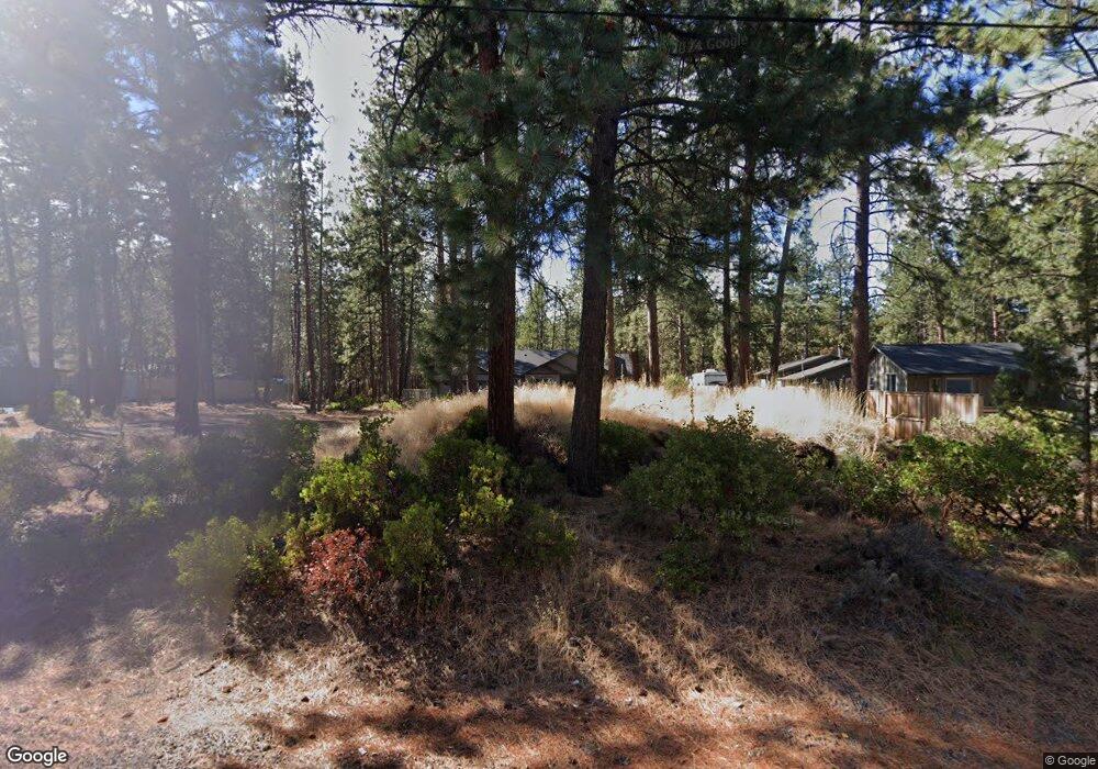 60055 Turquoise Rd, Bend, OR 97702 - photo 1