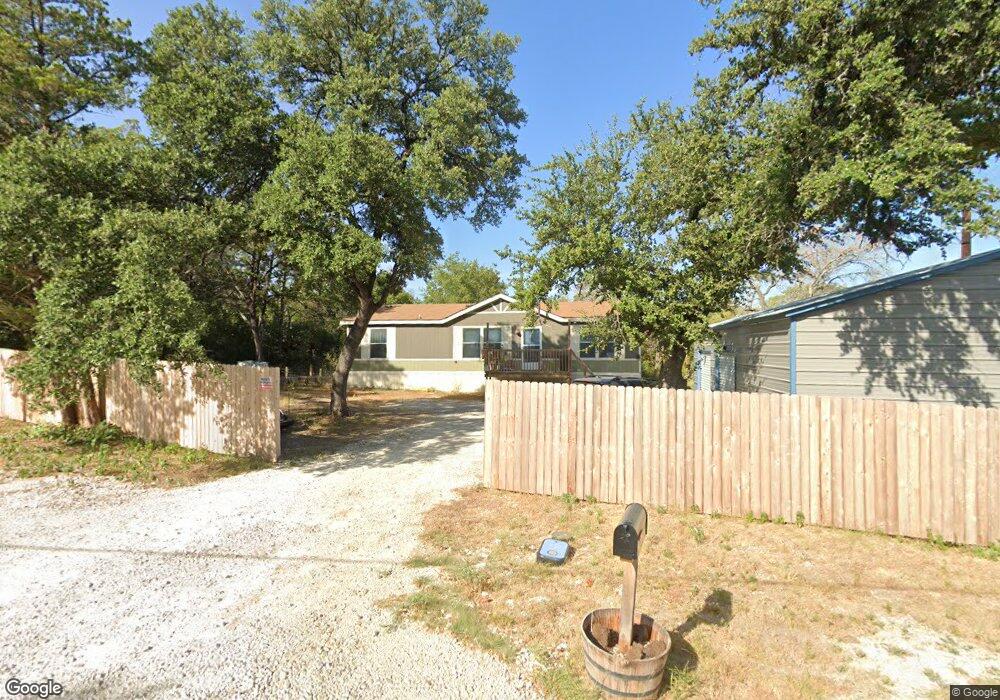 911 Park Lake Dr, Bruceville-Eddy, TX 76630 - photo 1